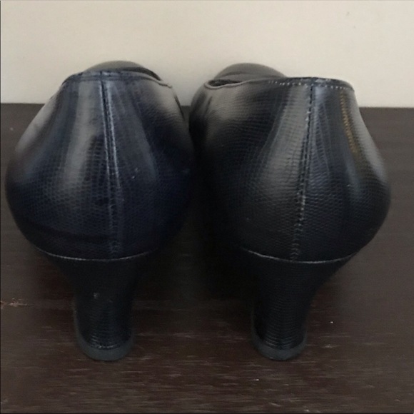 Salvatore Ferragamo Embossed Leather Shoes - Picture 3 of 8